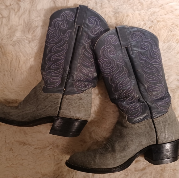 Mens great specialty leather cowboy boots. Size 8D. - Picture 3 of 7